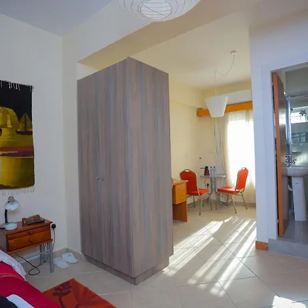 Πανσιόν Mouktaris Suites Λευκωσία
