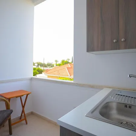 Mouktaris Suites