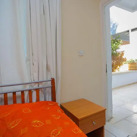 Mouktaris Suites *