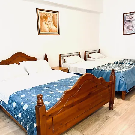Mouktaris Suites