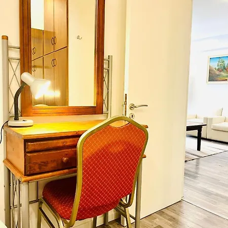 Pensionat Mouktaris Suites *