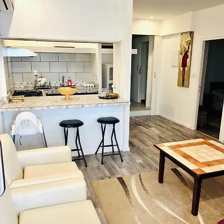 Mouktaris Suites *